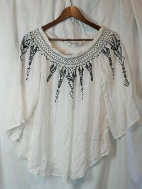 Scandi White Black Embroidered Shirt Boho Peasant Top Flowy Pagan Witch Medium